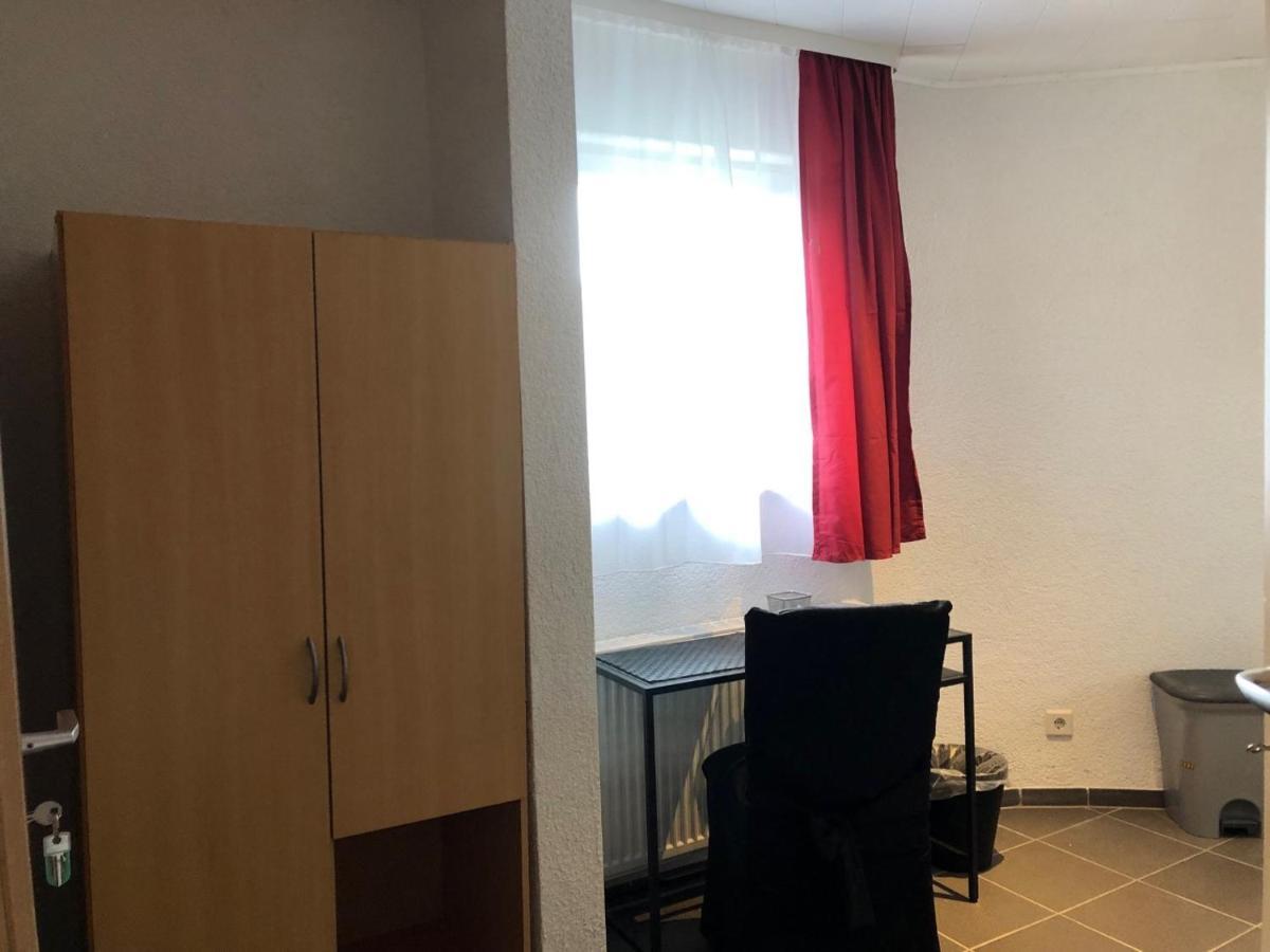 Hotel Saarland Lebach Bagian luar foto