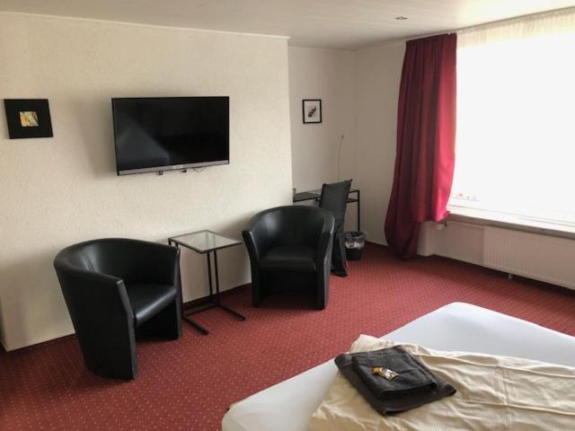Hotel Saarland Lebach Bagian luar foto