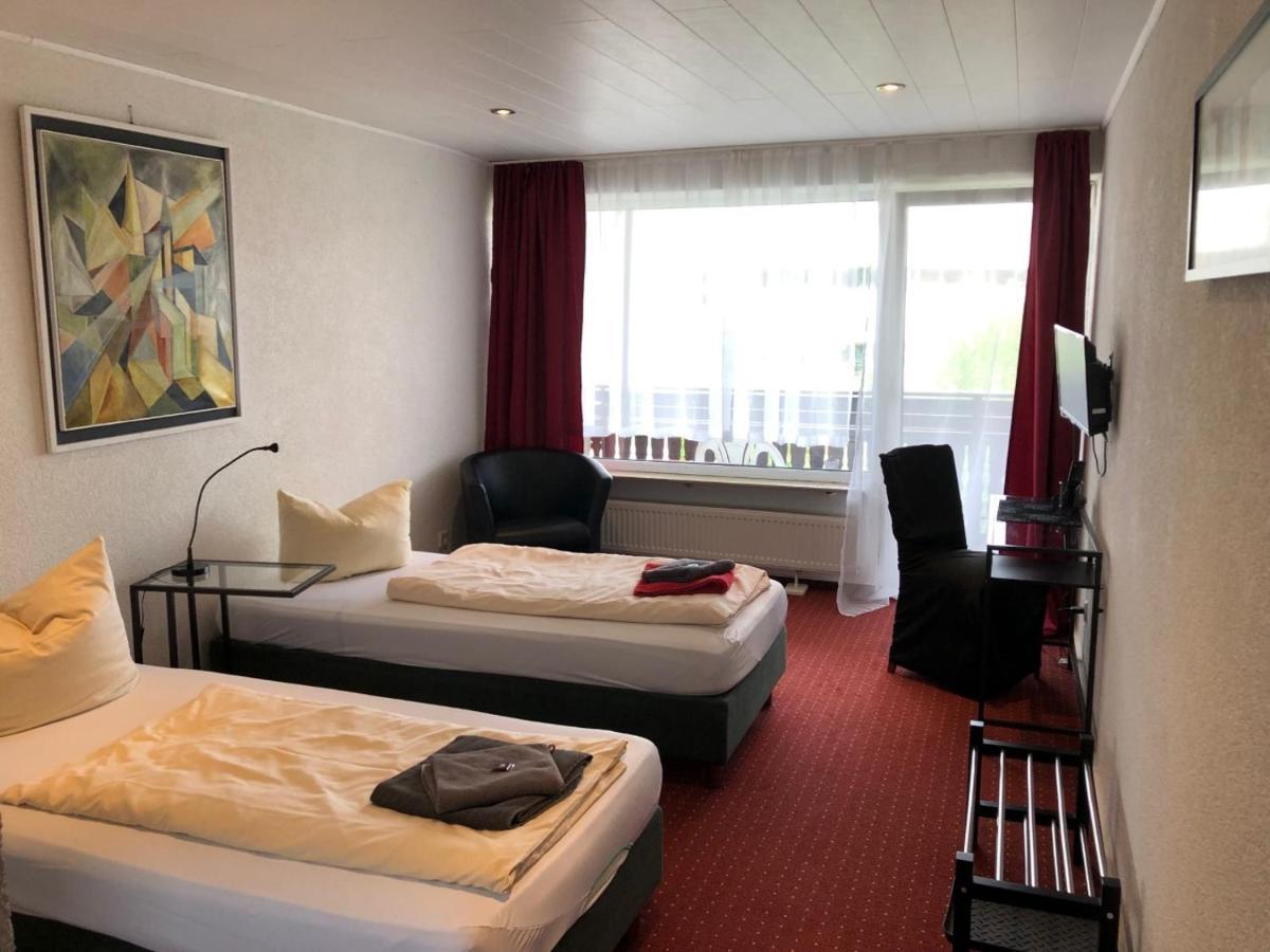 Hotel Saarland Lebach Bagian luar foto