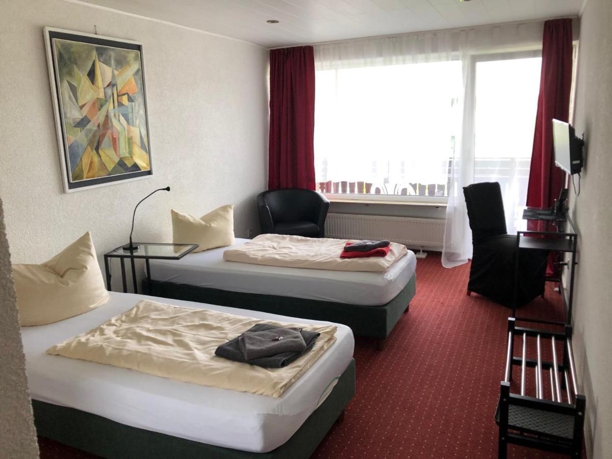 Hotel Saarland Lebach Bagian luar foto