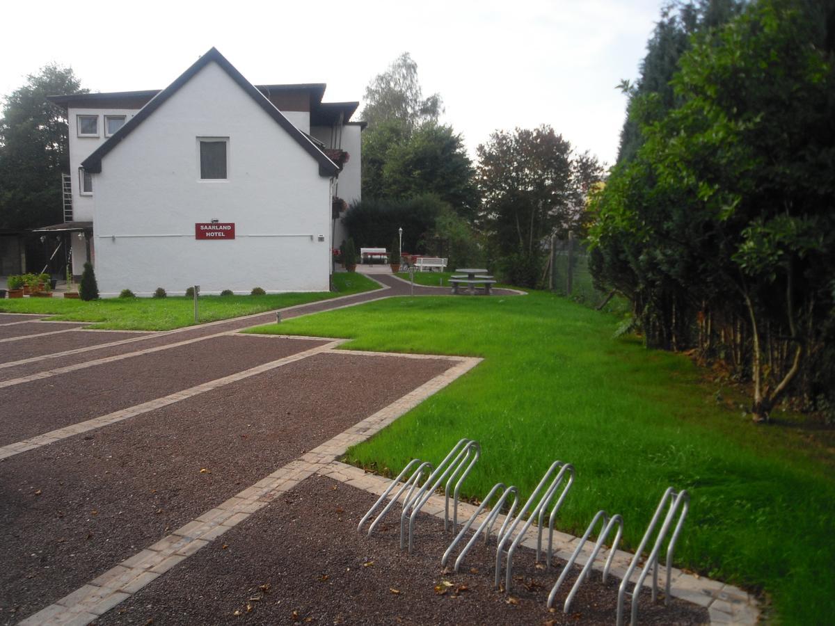 Hotel Saarland Lebach Bagian luar foto
