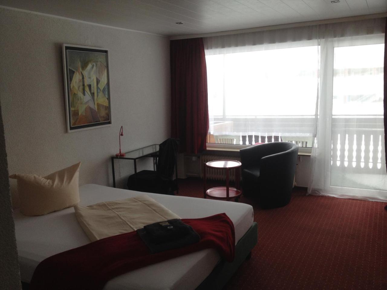 Hotel Saarland Lebach Bagian luar foto