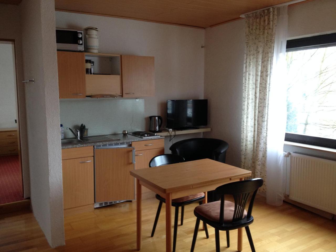 Hotel Saarland Lebach Bagian luar foto