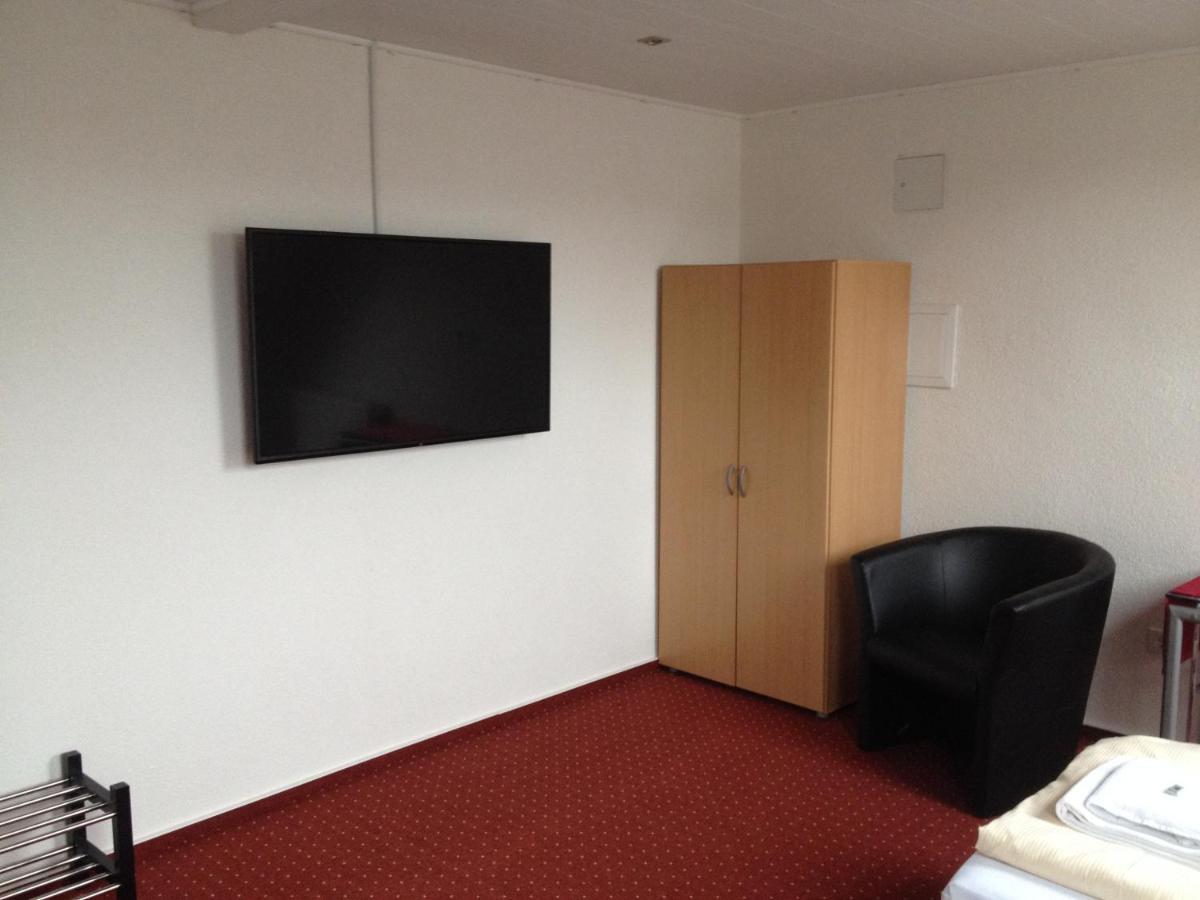 Hotel Saarland Lebach Bagian luar foto